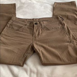 Men’s Levi jeans